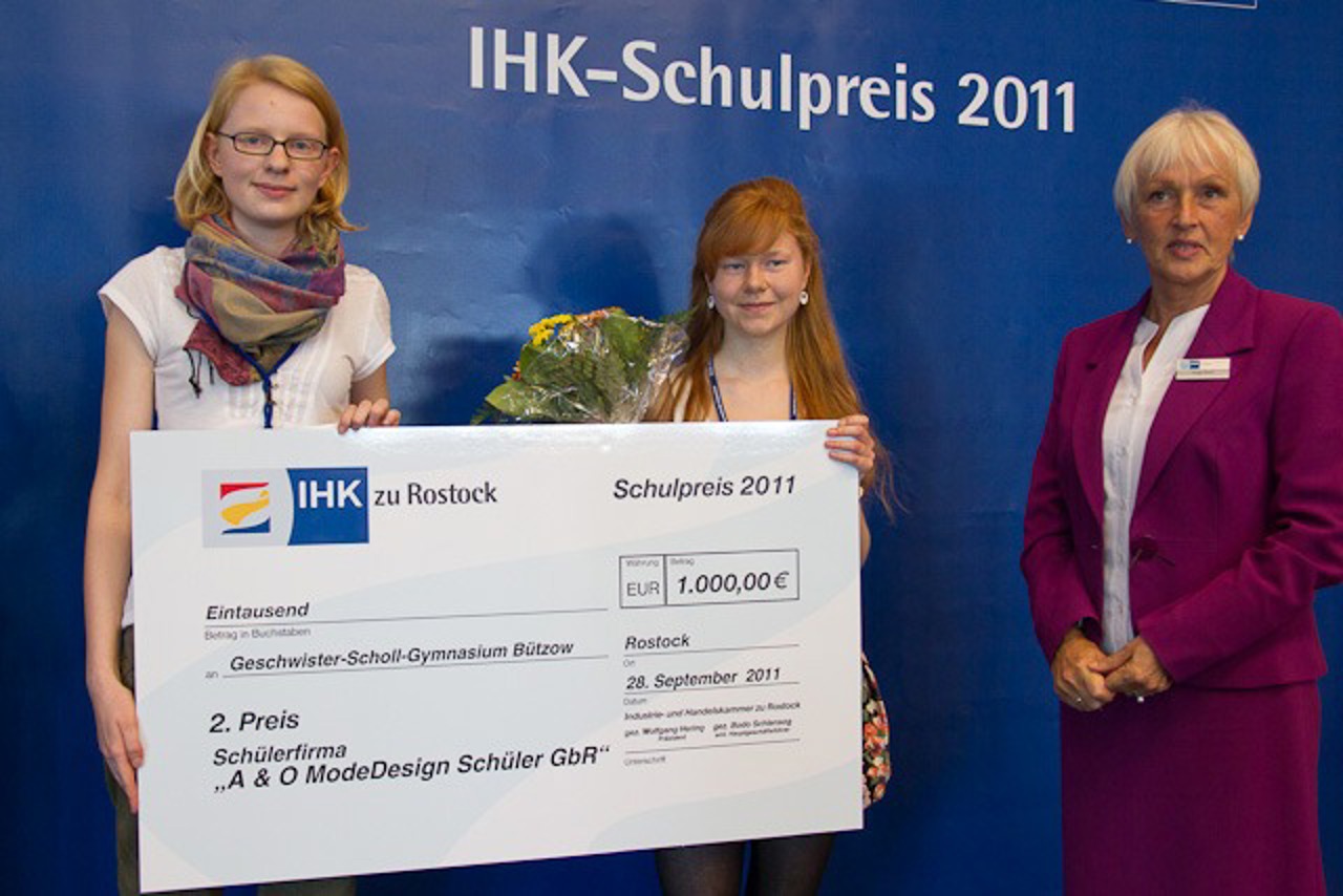A & O Modedesign wurden mit dem zweiten Platz beim IHK-Schulpreis 2011 ausgezeichnet