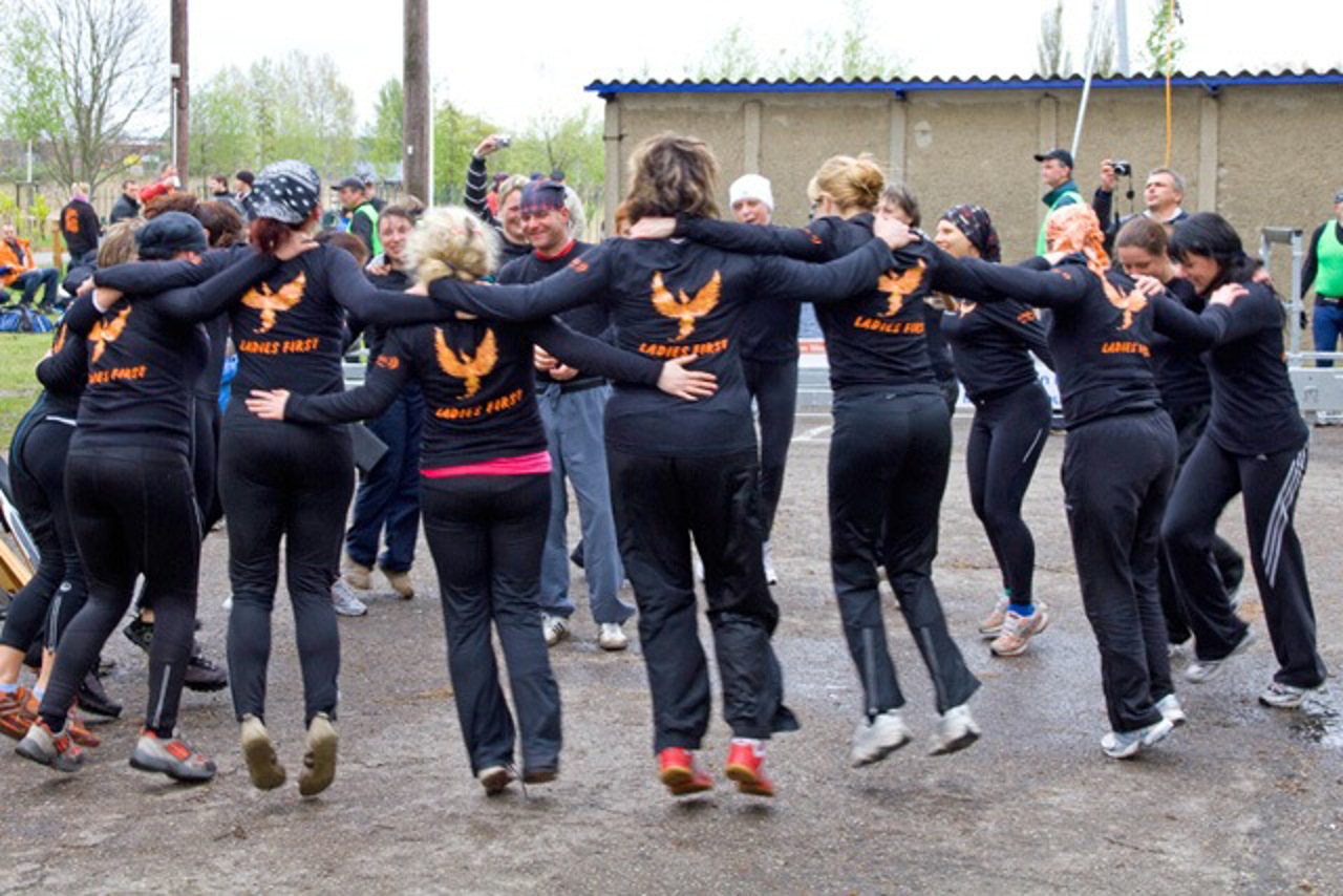 Team COPACATI beim Drachenboot-Rennen in Rostock