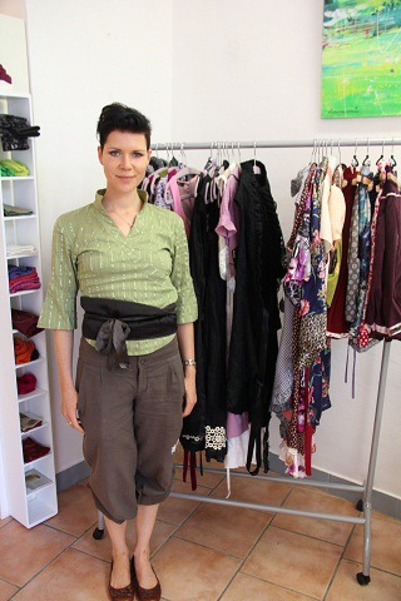 Designerin Frieda von de Kyrschen verkauft einzigartige Mode