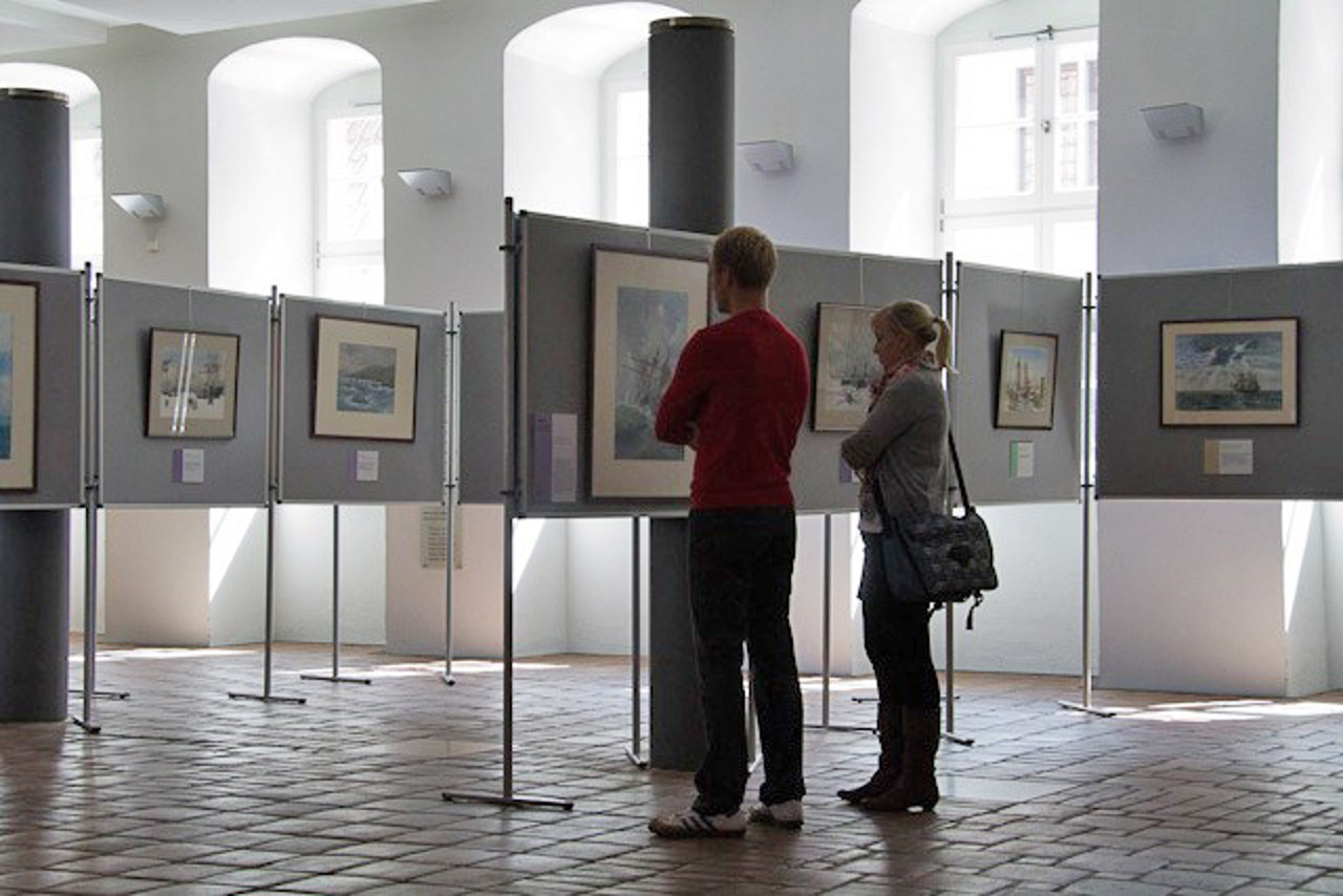 Rathausausstellung "Schiffe in vier Jahreszeiten"