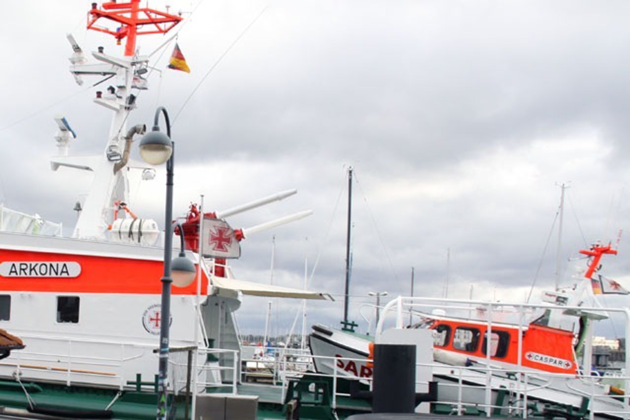 Seenotrettungskreuzer Arkona am Strom in Warnemünde