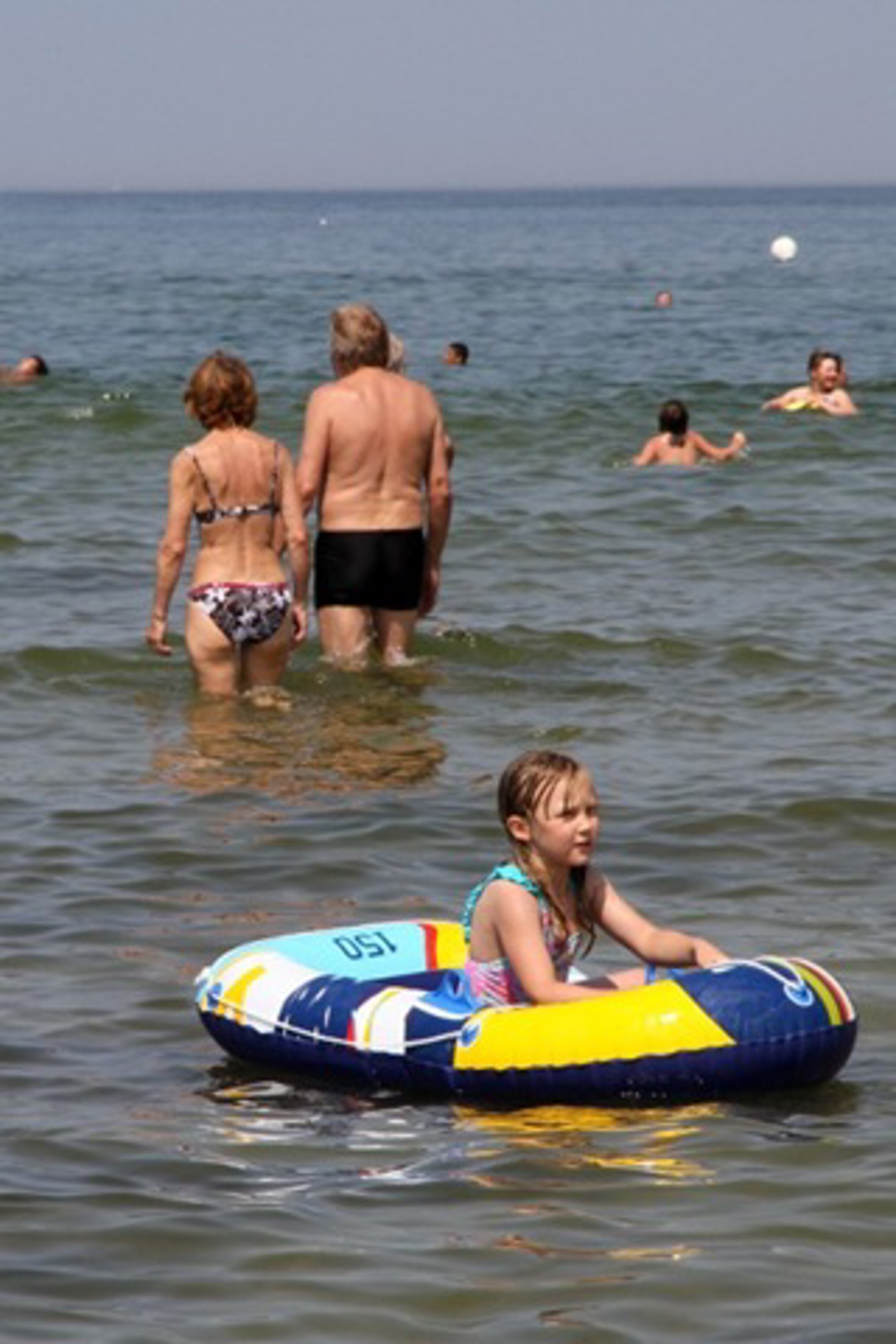 Erfrischender Badespaß in der Ostsee