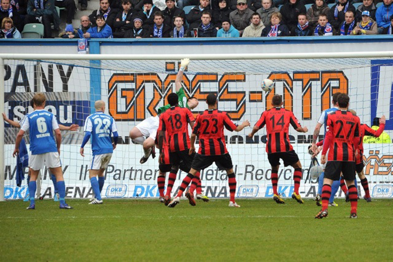 Hansa Rostock gegen Eintracht Frankfurt - das 0:2
