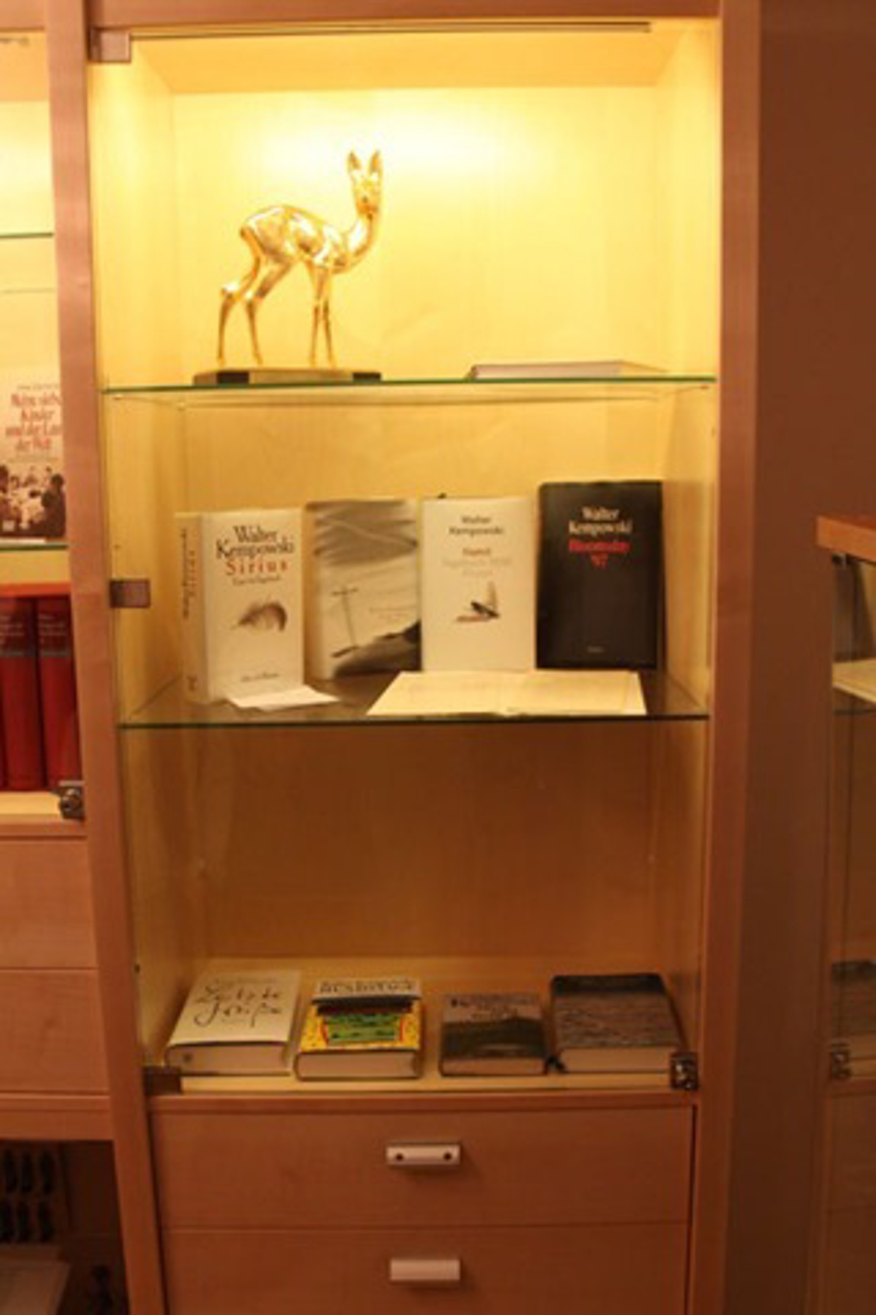 Bambi und Werke im Kempowski Archiv Rostock