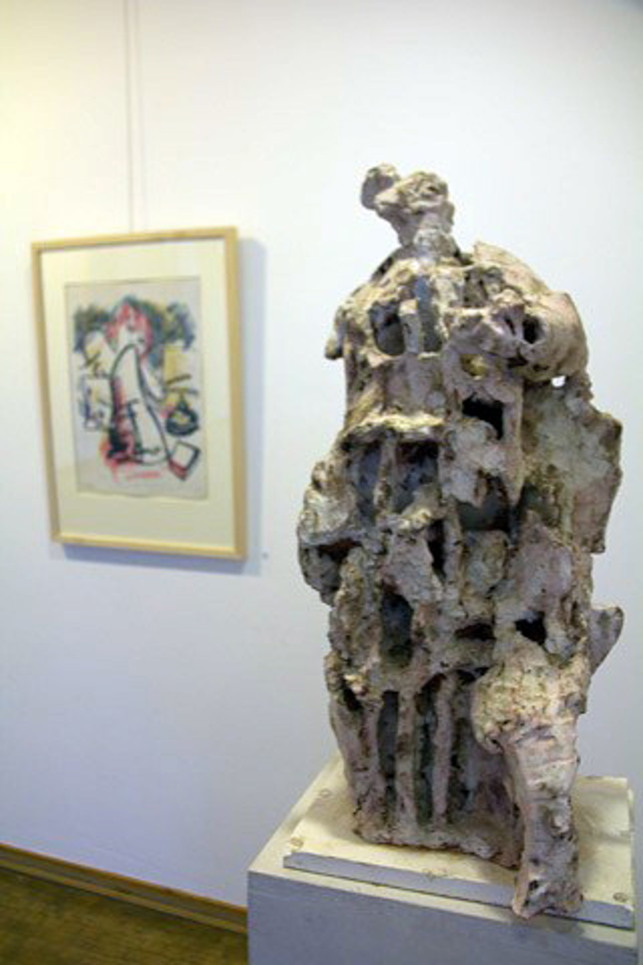 Die Skulptur "Tanz barock" ist eine der wenigen Terrakotten