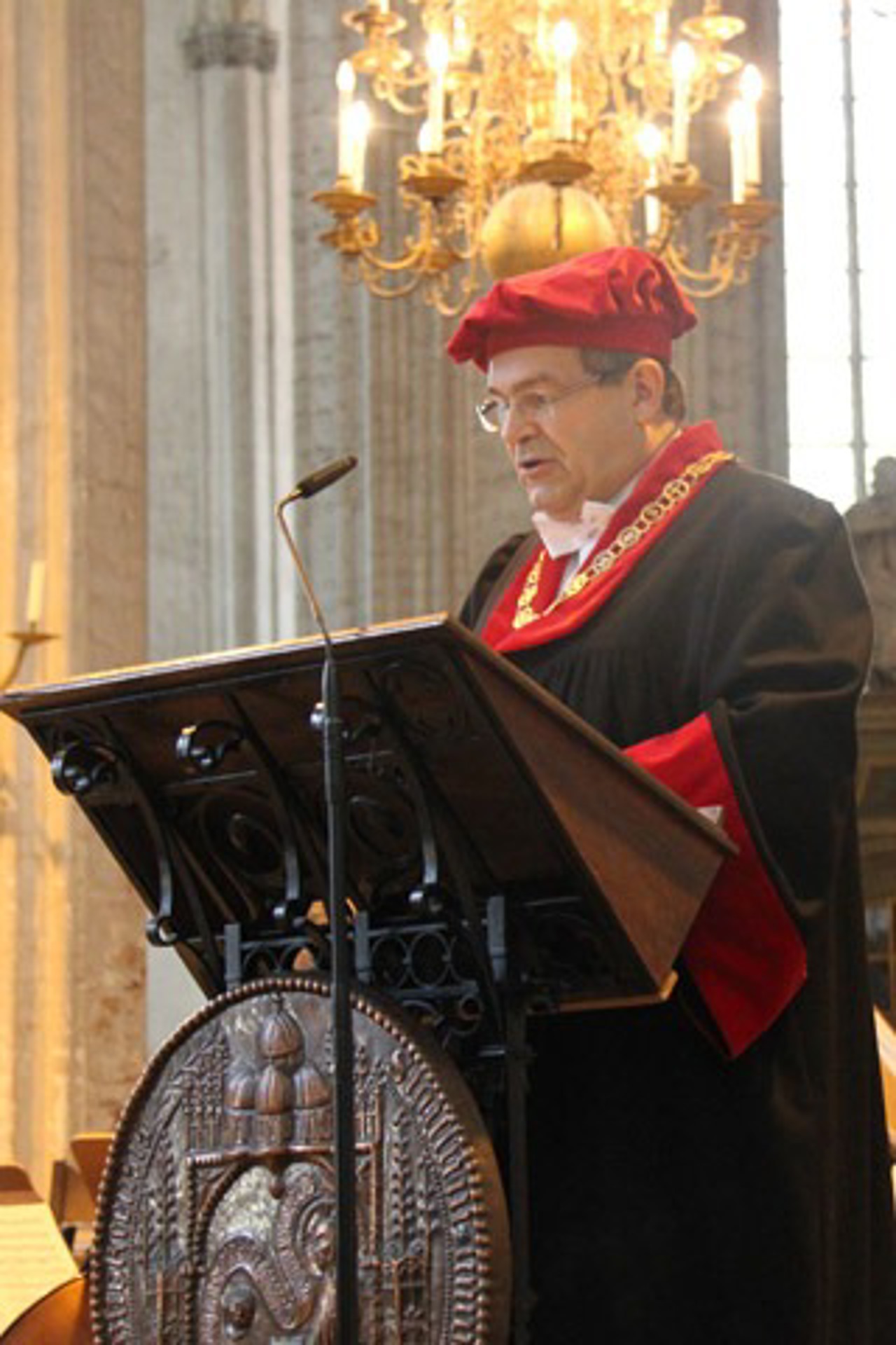 Rektor_Prof._Dr._Wolfgang_Schareck2