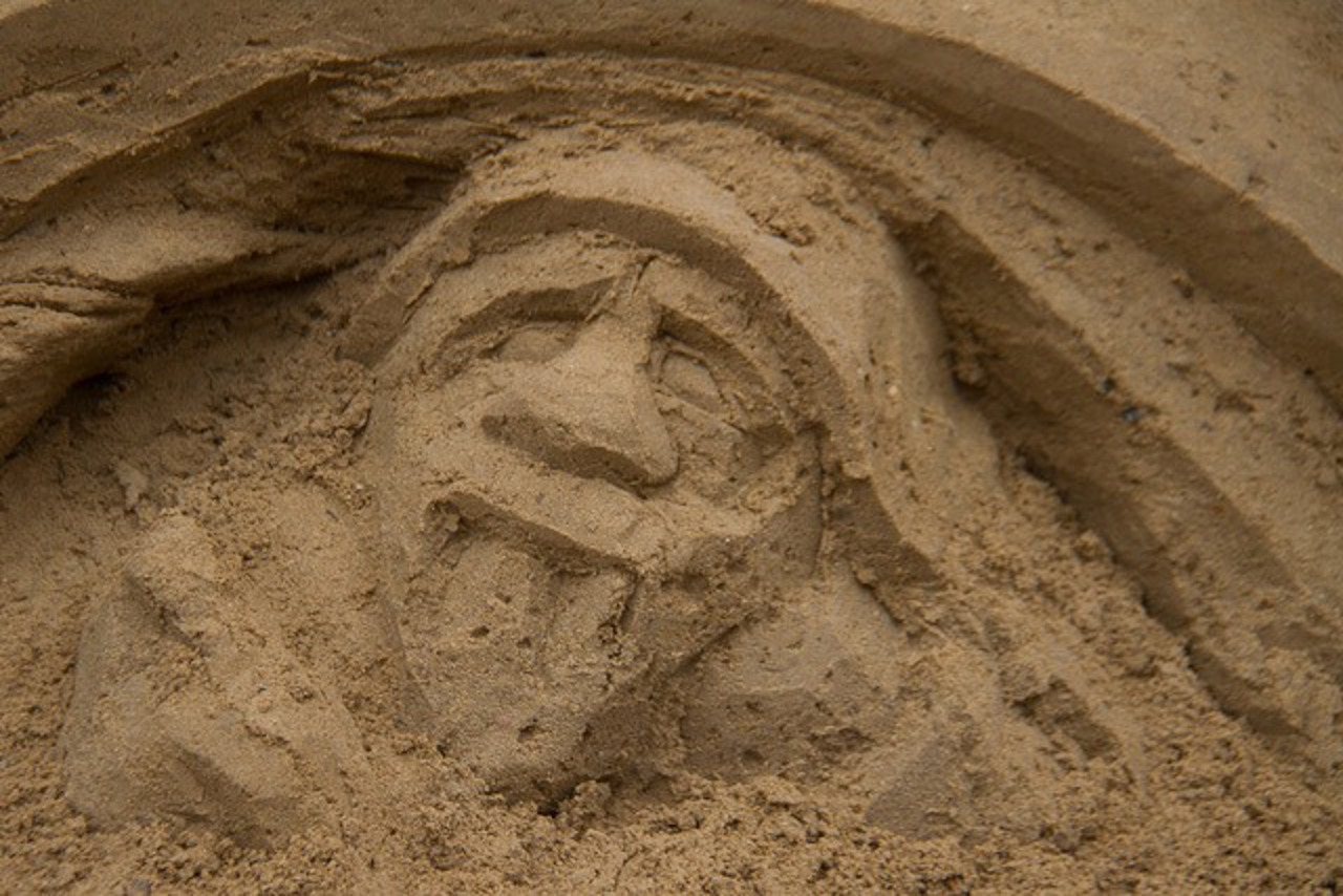 Der Klabautermann steckt in jeder Sandfigur der 4. Warnemünder Sandwelt