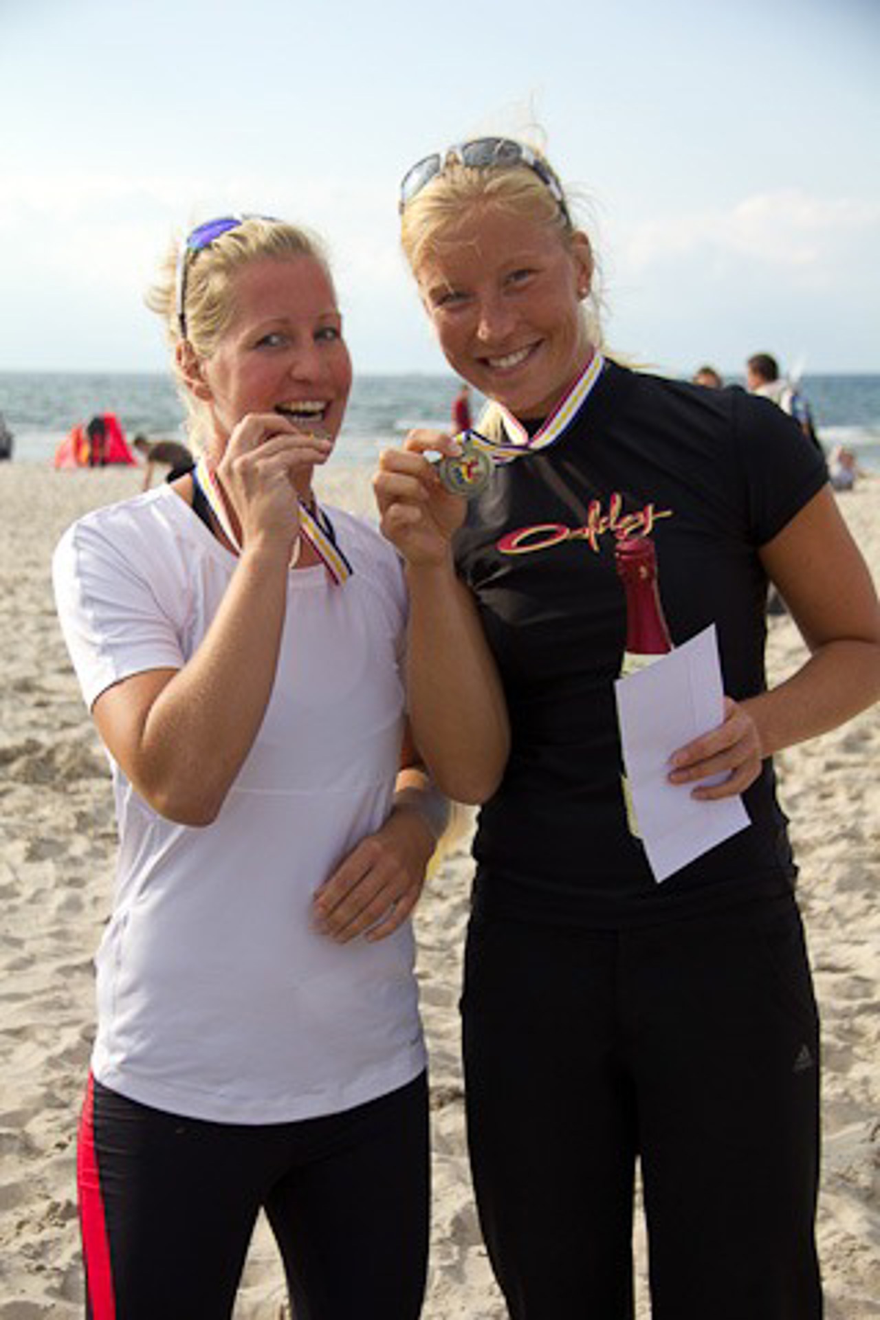 Kathrin Schumann und Melanie Höppner sicherten sich mit ihrem heutigen Sieg den dritten Platz bei der Landesmeisterschaft 2011