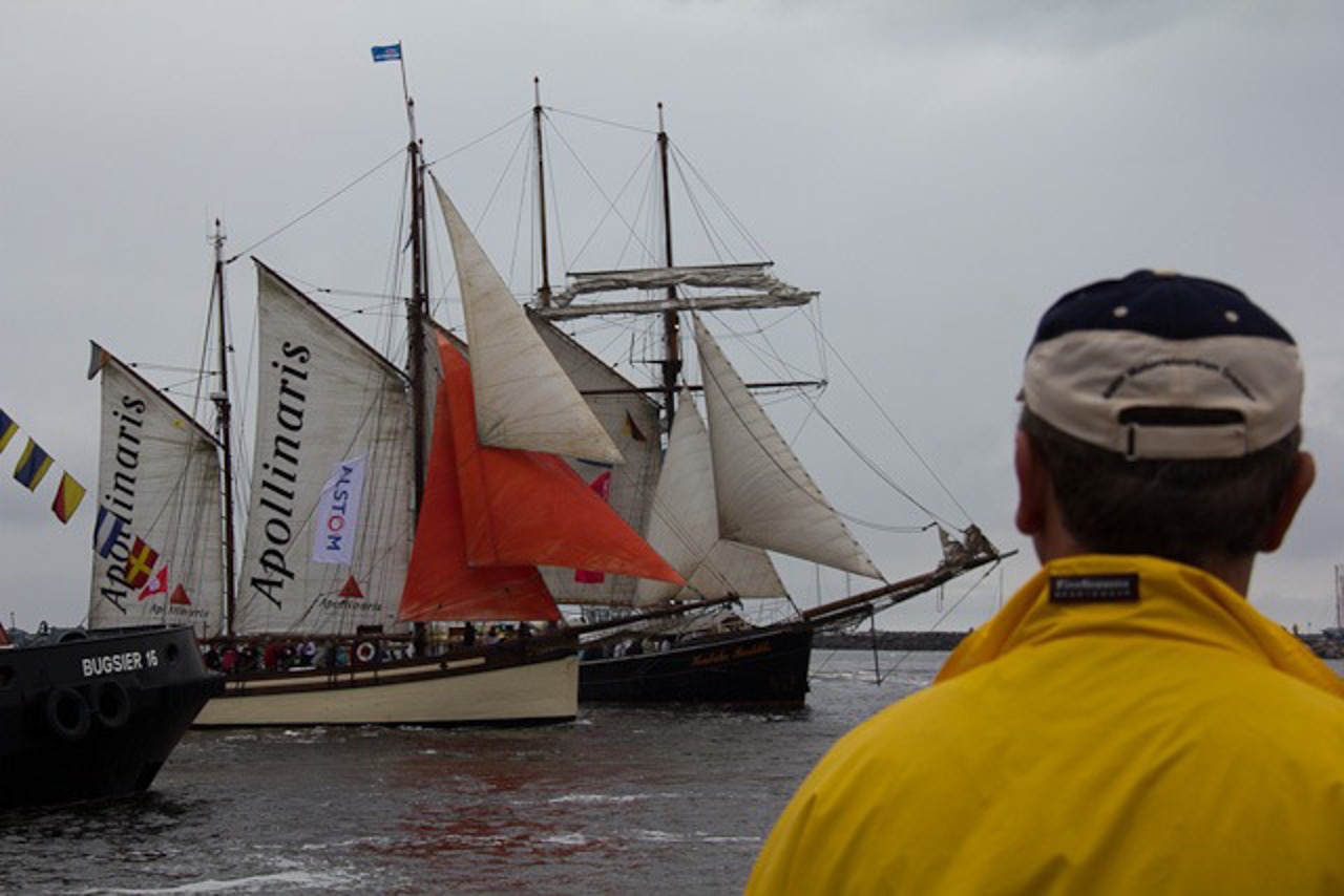 Ein- und Ausfahrten am Passagierkai in Warnemünde