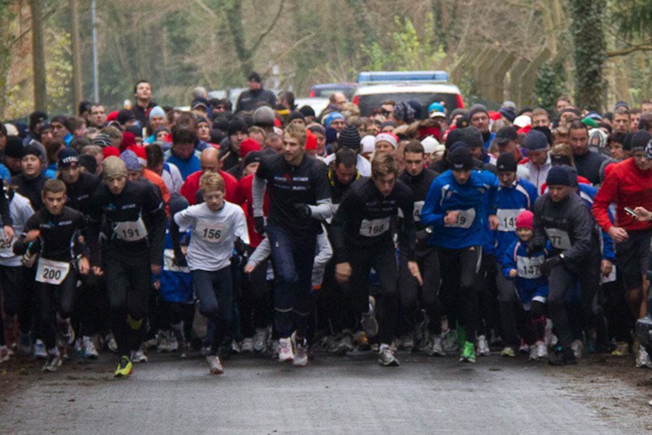 Start zum 32. Nikolauslauf für die kürzeren Strecken