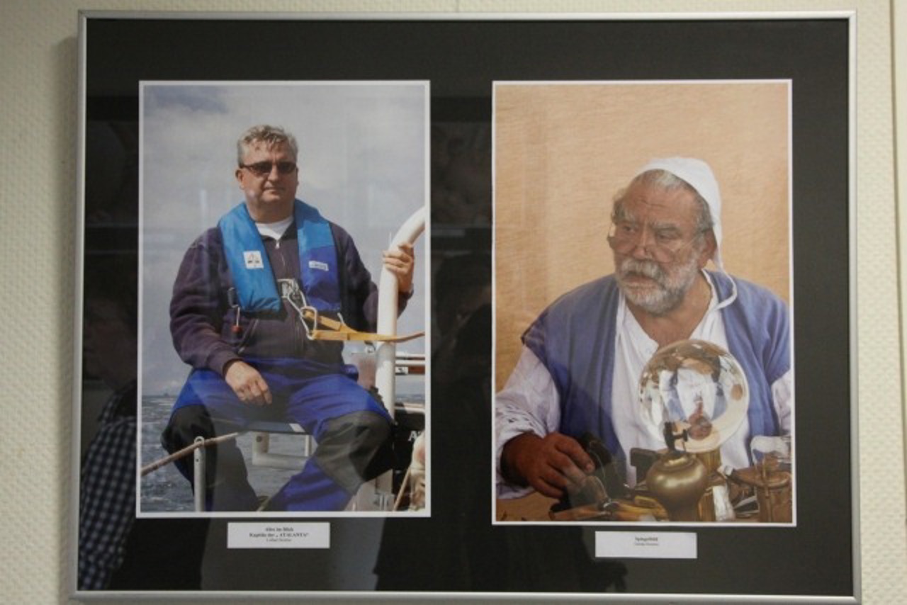 "Alles im Blick - Kapitän der "ATALANTA"" (von Lothar Heintze) und "Spiegelbild" (von Gerda Heintze)