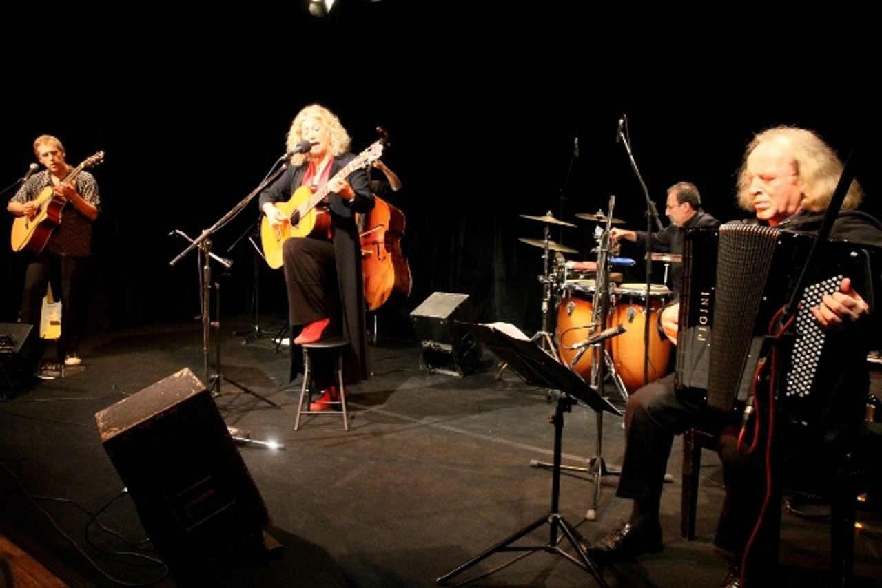 Barbara Thalheim und Band