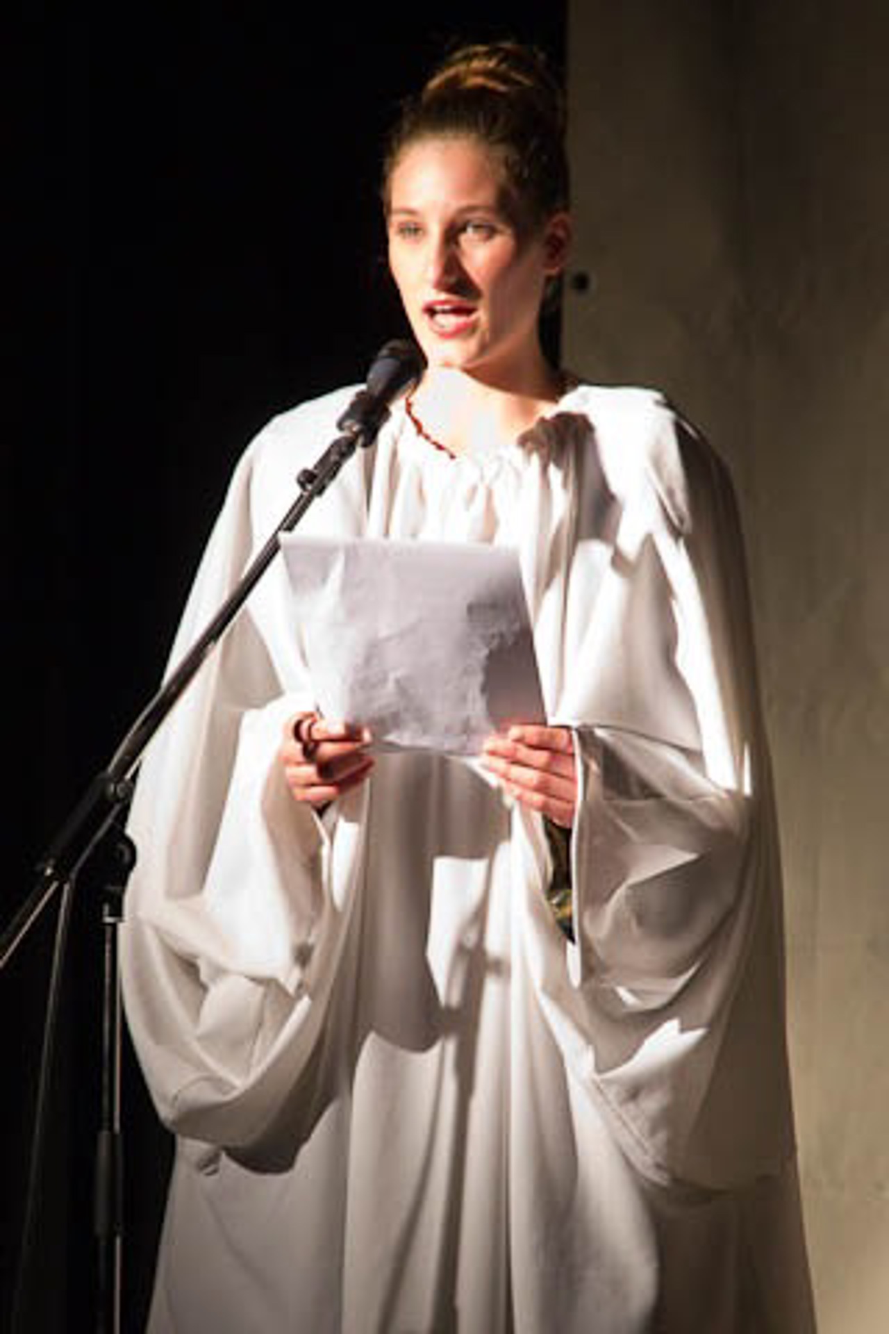 Frau Welt (Natalie Kretschmann)