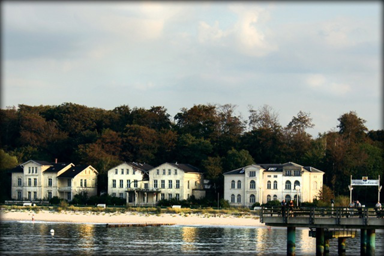 Die weiße Stadt am Meer