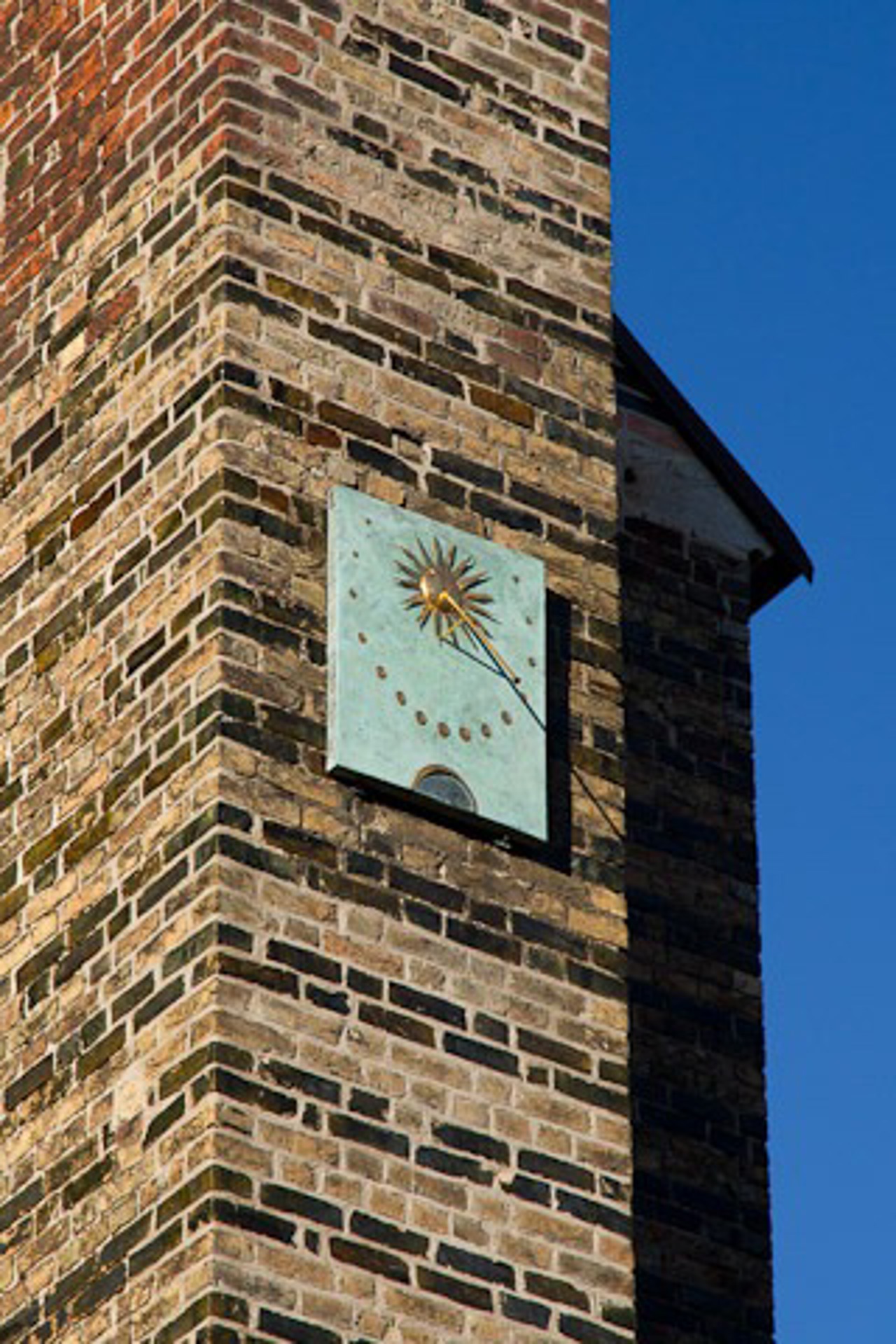 Sonnenuhr an der Marienkirche