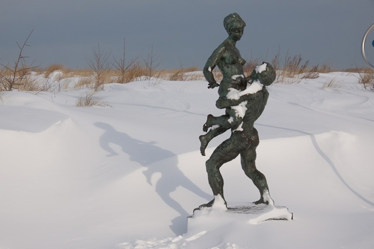 Promenade unter Schnee in Warnemünde