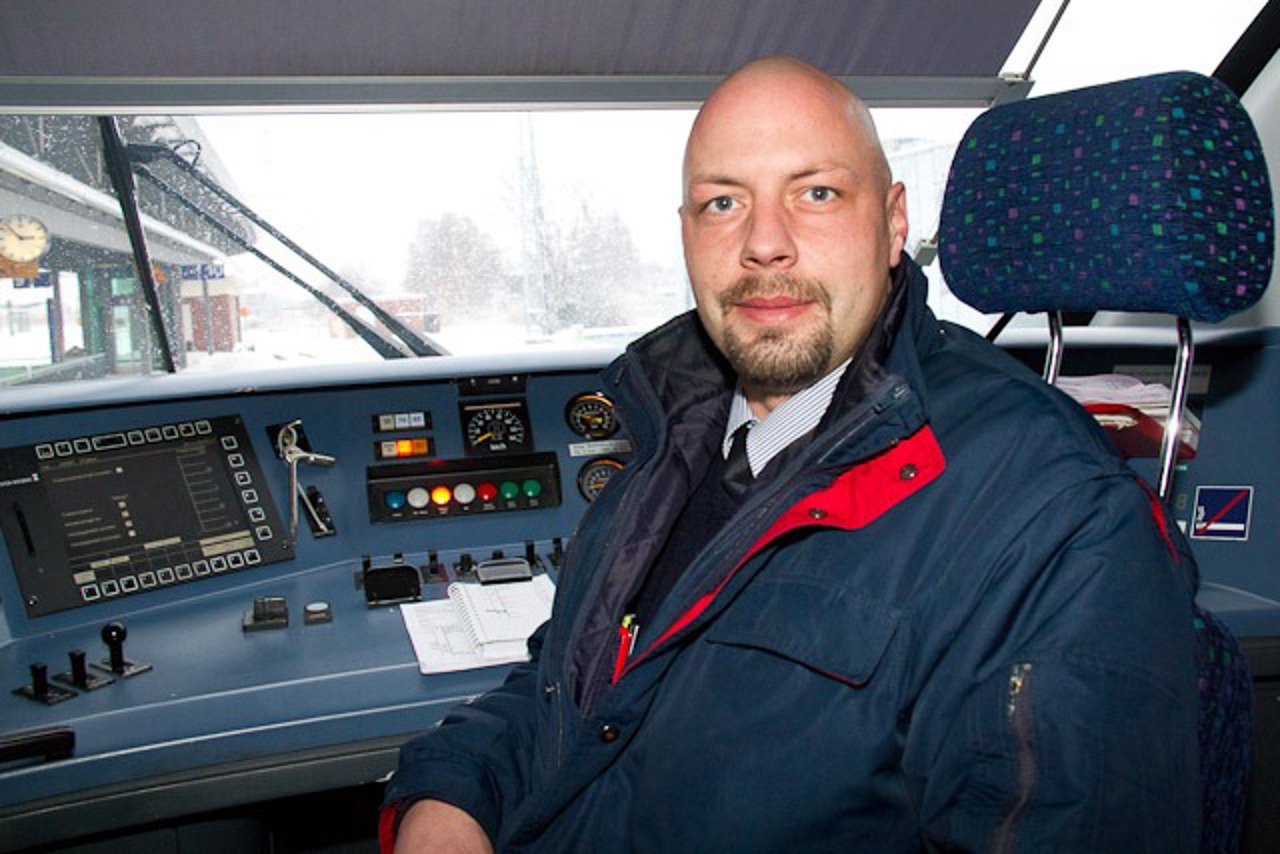 Jens Flachsmeyer im Regionalzug der RSAG