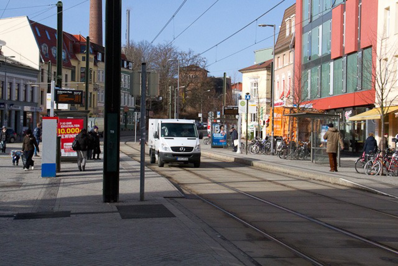 Die Verkehrsführung auf dem Doberaner Platz sorgt für Unsicherheiten.
