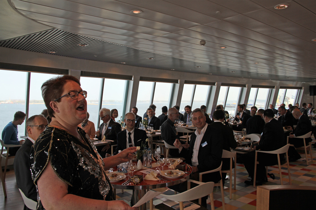 Scandlines-Buffet im vorderen Teil der Fähre „Berlin“