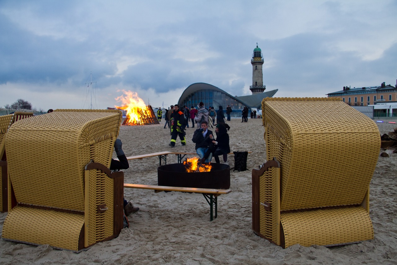 Beim Warnemünder Wintervergnügen wird es am Strand gemütlich