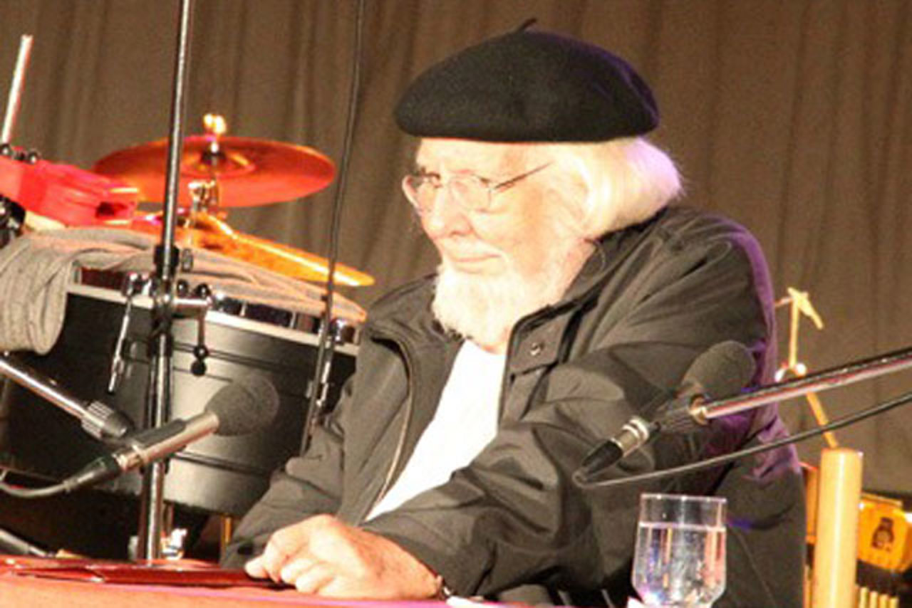 Ernesto Cardenal