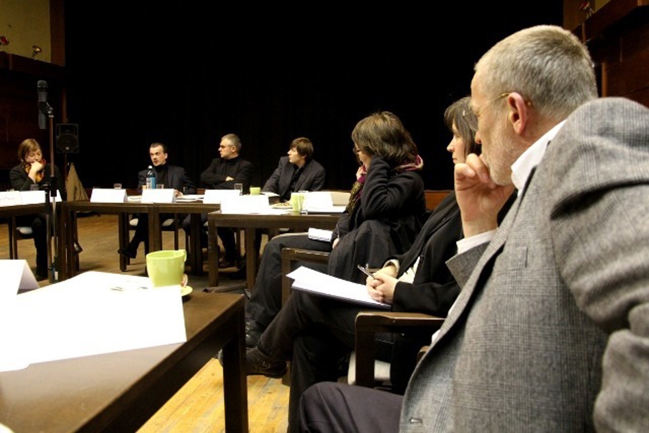 Diskussionsrunde im Peter-Weiss-Haus Rostock