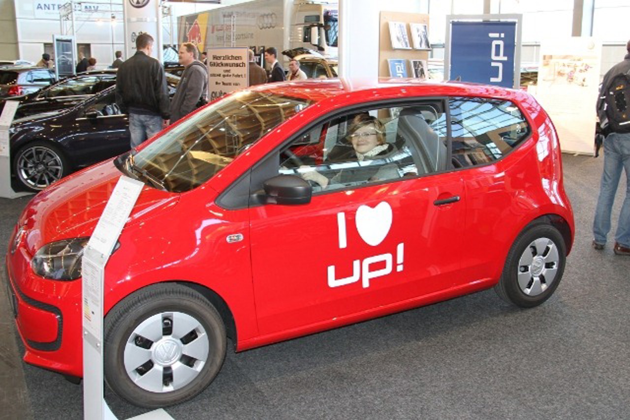 Studentin Claudia im VW up!