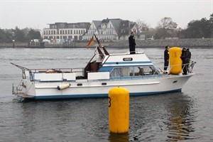 Startvorbereitungen beim Kutterrennen in Warnemünde