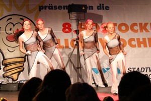 Showtanzeinlage bei der 8. Rostocker Lichtwoche