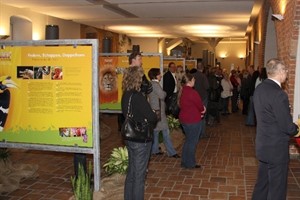 Ausstellung: 111 Jahre Tiergarten Rostock im Rostocker Rathaus