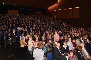 Neujahrskonzert 2010 der Deutschen Seerederei in der HMT