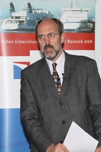 Prof. Martin Benkenstein