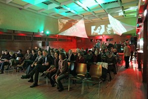 Finnisches Literaturfestival KAKSINKERTAINEN im Literaturhaus Rostock