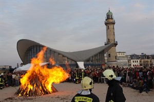 Osterfeuer Warnemünde 2010