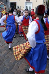 Warnemünder Kindertrachtengruppe