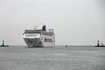 Grand Mistral bei der Einfahrt nach Warnemünde