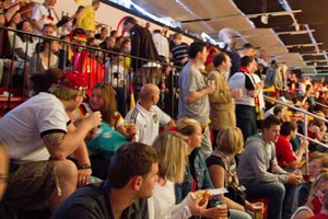 Public Viewing in der Eishalle Rostock