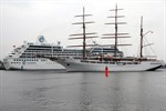 Vierfachanlauf im Kreuzfahrthafen Warnemünde