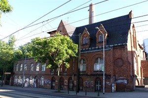 Peter-Weiss-Haus an der Doberaner Straße