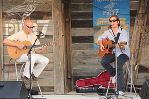 Mission for Two, Port Party in Warnemünde