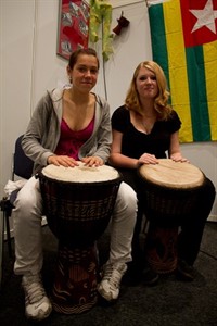 Jennifer und Christine von Baltic Drums Rostock