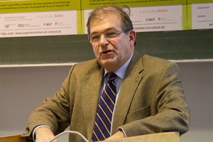 Rektor Porf. Dr. Wolfgang Schareck