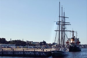 Vertreter MVs bei der Regatta: "Santa Barbara Anna"