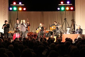 Den Himmel berühren - Ernesto Cardenal und Grupo Sal in der Nikolaikirche