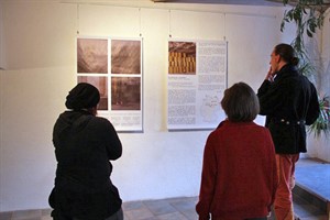 Fotoausstellung "Strahlende Zukunft" im Haus Böll