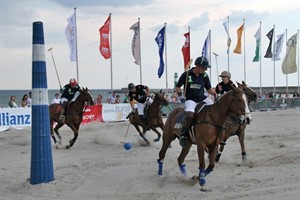 Kleines Finale beim BeachPolo Ostsee Cup 2011