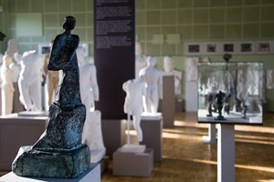 Plastiken von Wolfgang Friedrich in der Abgusssammlung der Universität Rostock