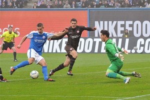 Marek Mintal gelingt gegen St. Pauli der Ausgleich für Hansa Rostock