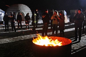 Lagerfeuer am Strand von Warnemünde