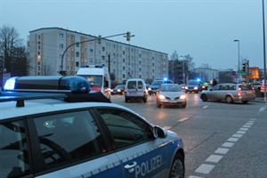 Verkehrsunfall mit einem Verletzten in der Südstadt, Kreuzung Nobelstraße/Majakowskistraße